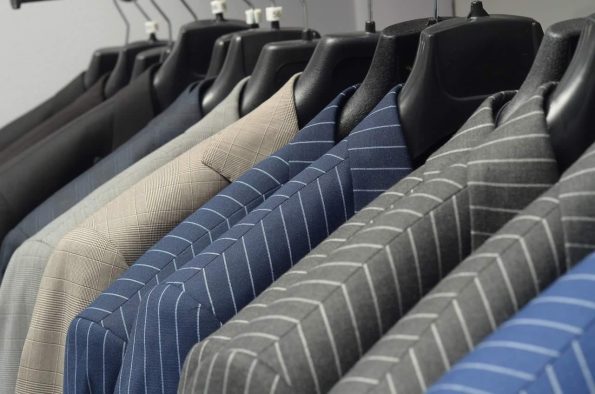 Mistakes To Avoid When Picking A Classic Suit Or Tuxedo Suit For Wedding