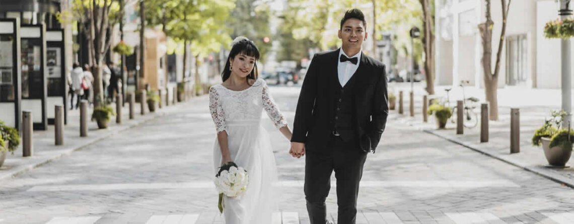 How To Wear Black Tuxedo Wedding Suits