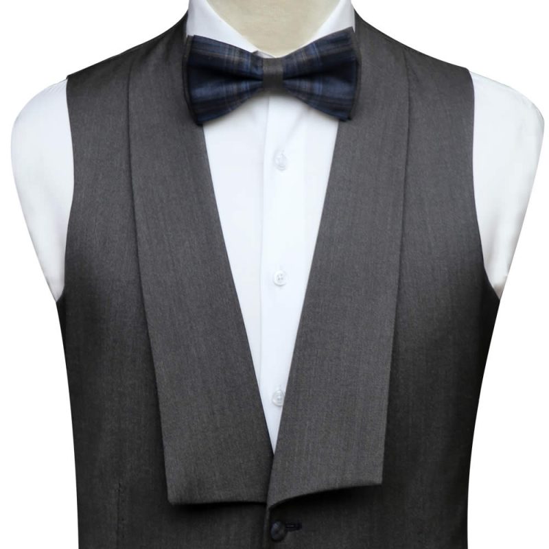 Mens Gray Vest Close View